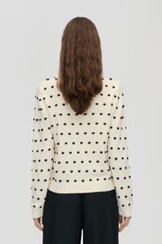 Bobble polo collar