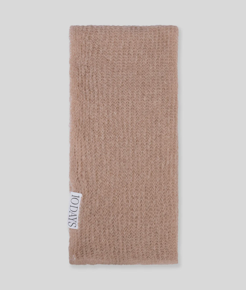 Open knit scarf