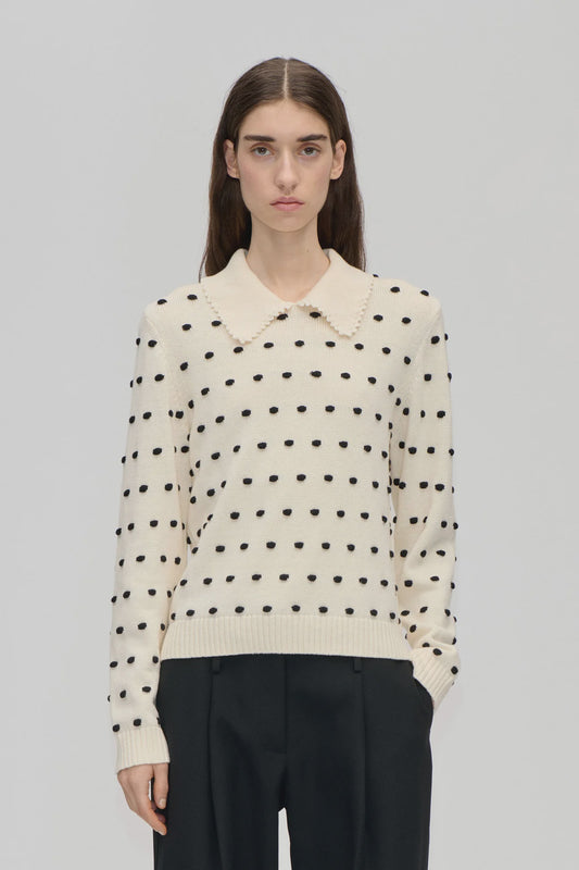 Bobble polo collar