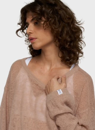 Thin knit sweater