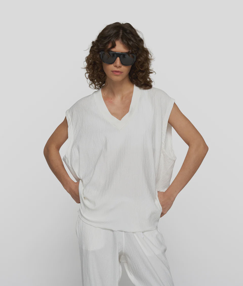 V neck crincle top