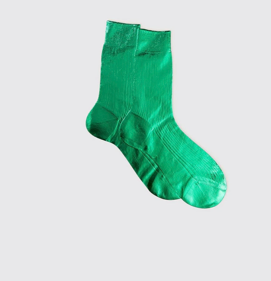 One Ribbed Laminated Emerald