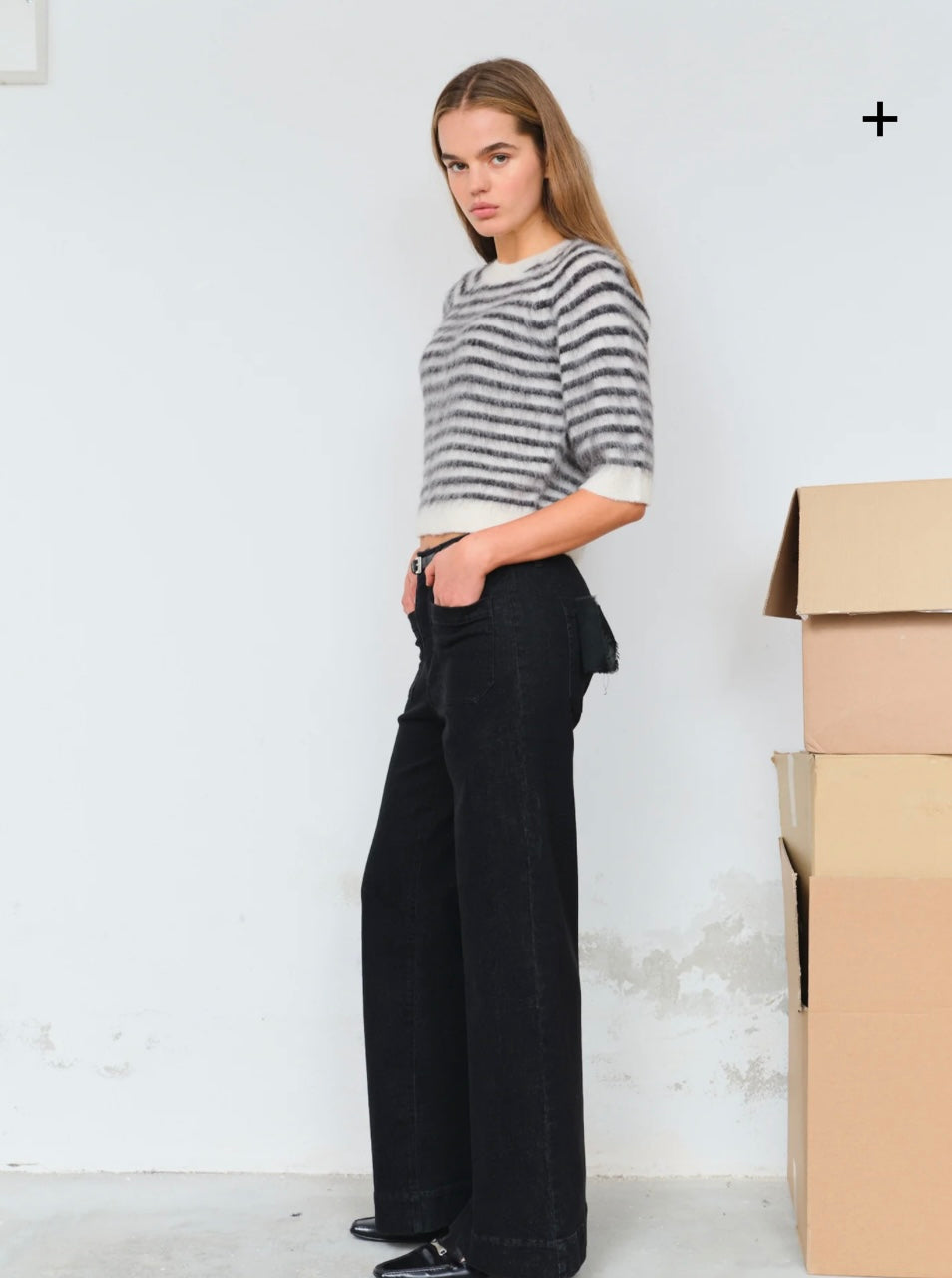 Designers Remix - Verona  Tee